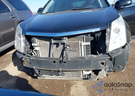 2016 Cadillac Srx Luxury Collection z USA, uszkodzony, nr VIN 3GYFNEE39GS521713